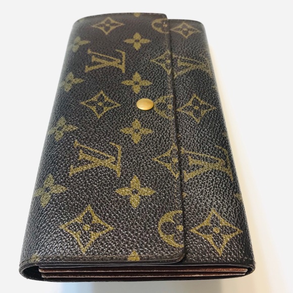🔥LOUIS VUITTON Vintage Monogram Sarah Wallet🔥 - Picture 6 of 16